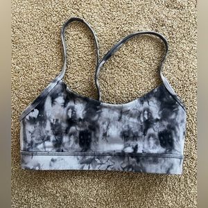 lululemon sports bra